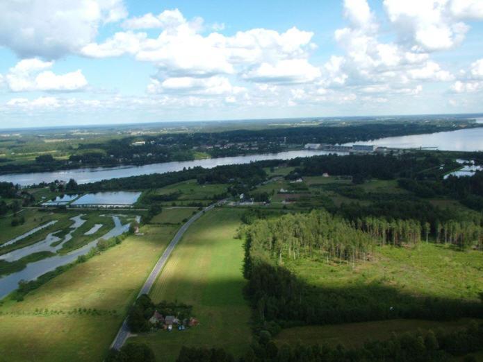 Oskrogs Ķegums Esterno foto