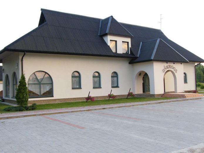 Oskrogs Ķegums Esterno foto